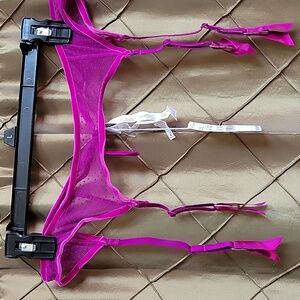 NWT- Intimissimi Garter / Suspender Belt